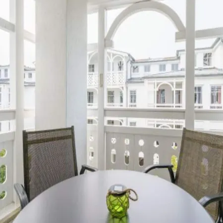 Mit Balkon Und Freizeitangeboten In Apartment Sellin (Rugen)